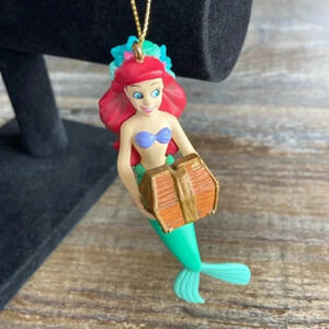 *Vintage* Disney | Ariel  Ornament